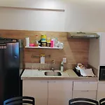 Hot Beach Suites