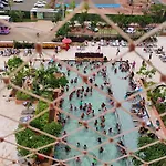 Hot Beach Suites